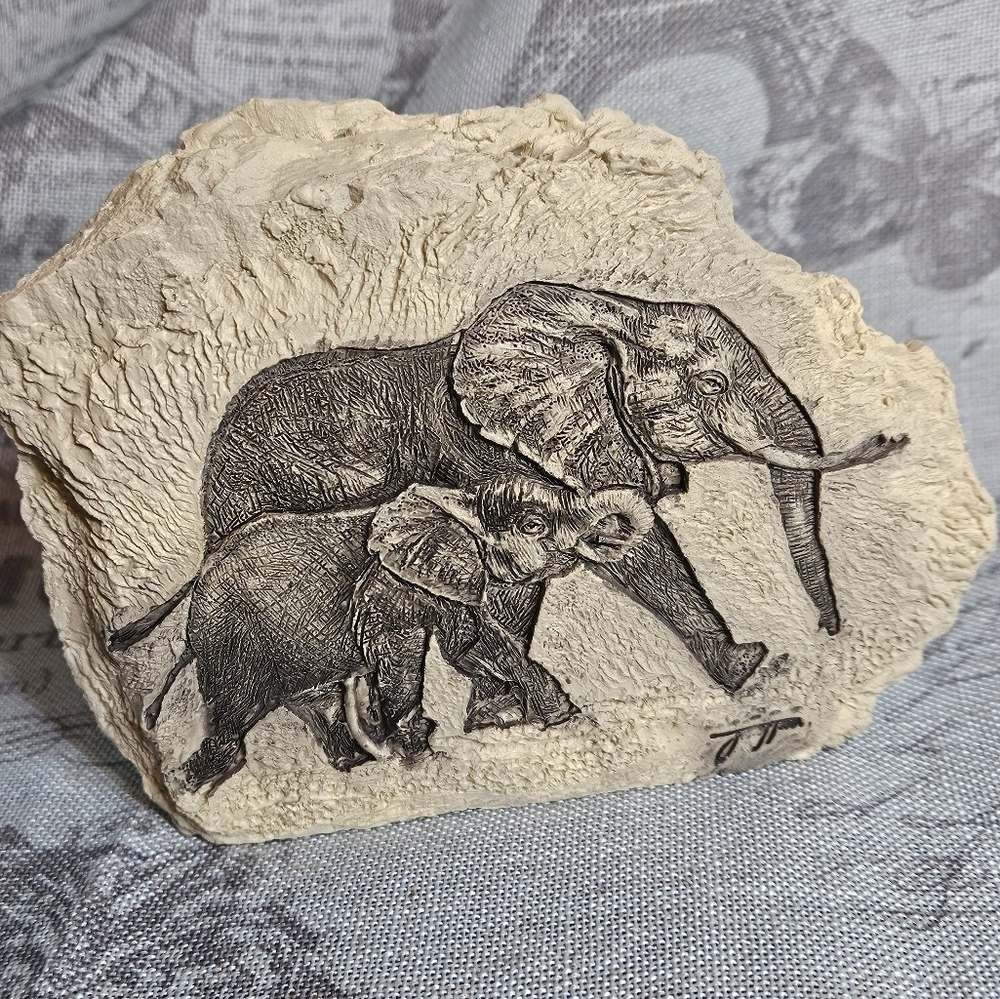 Elephant imprint